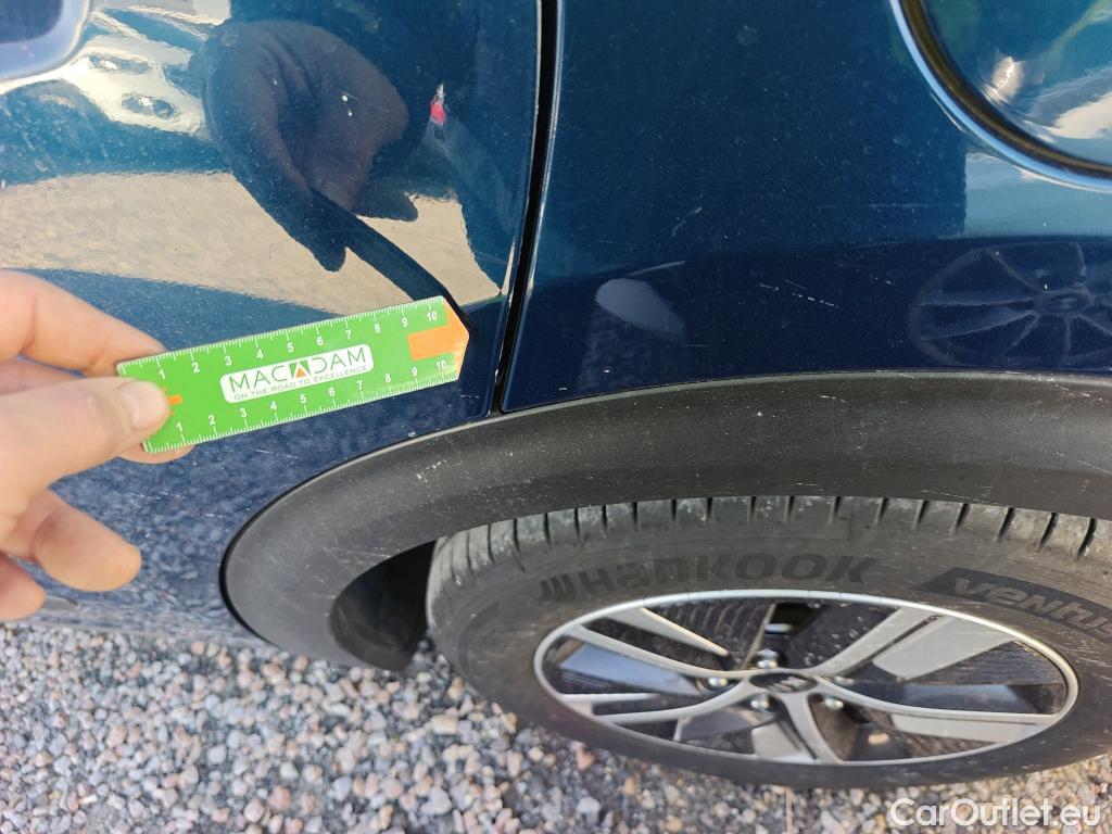  KIA  Niro KIA  / 2019 / 5P / crossover 1.6 GDi HEV 104kW (141CV) Drive #42