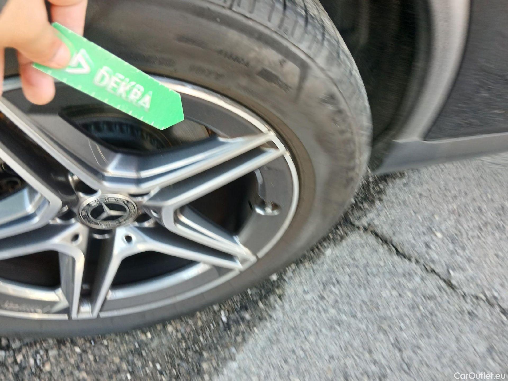  Mercedes  G-Klasee MERCEDES-BENZ GLC Coupé / 2019 / 5P / coupé GLC 220 d 4MATIC #16