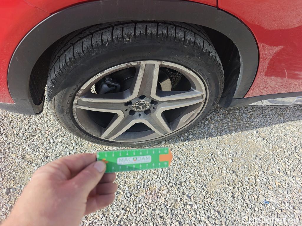  Mercedes  GLA MERCEDES-BENZ Clase  / 2017 / 5P / todoterreno  220 d 4MATIC #7