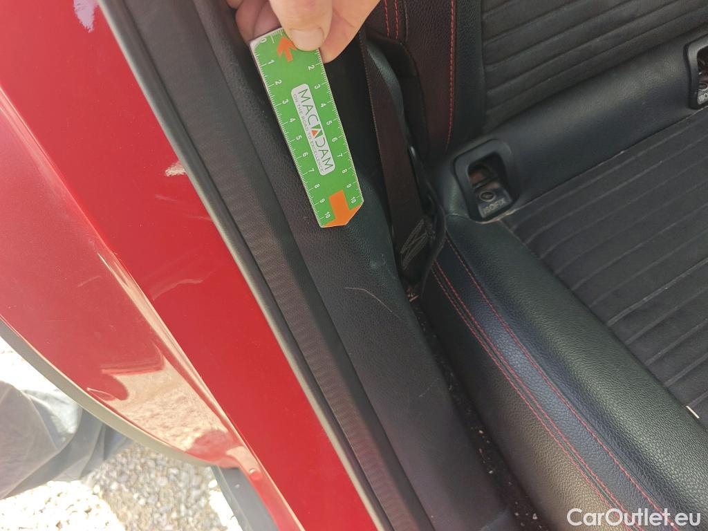  Mercedes  GLA MERCEDES-BENZ Clase  / 2017 / 5P / todoterreno  220 d 4MATIC #17