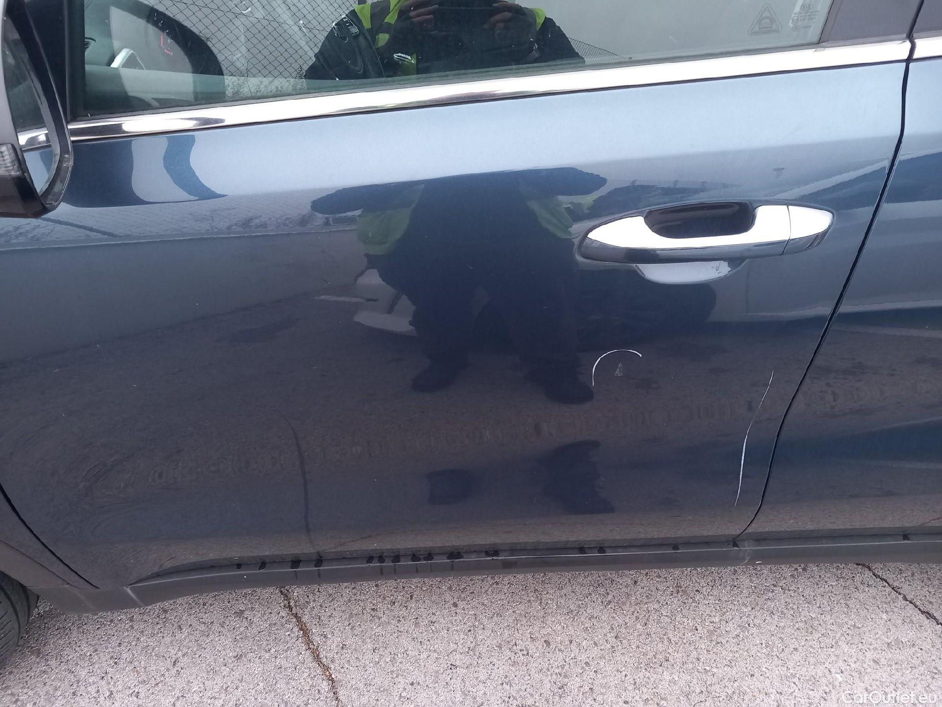  KIA  Sportage KIA  / 2018 / 5P / todoterreno 1.6 CRDi 100kW (136CV) Drive 4x2 #8