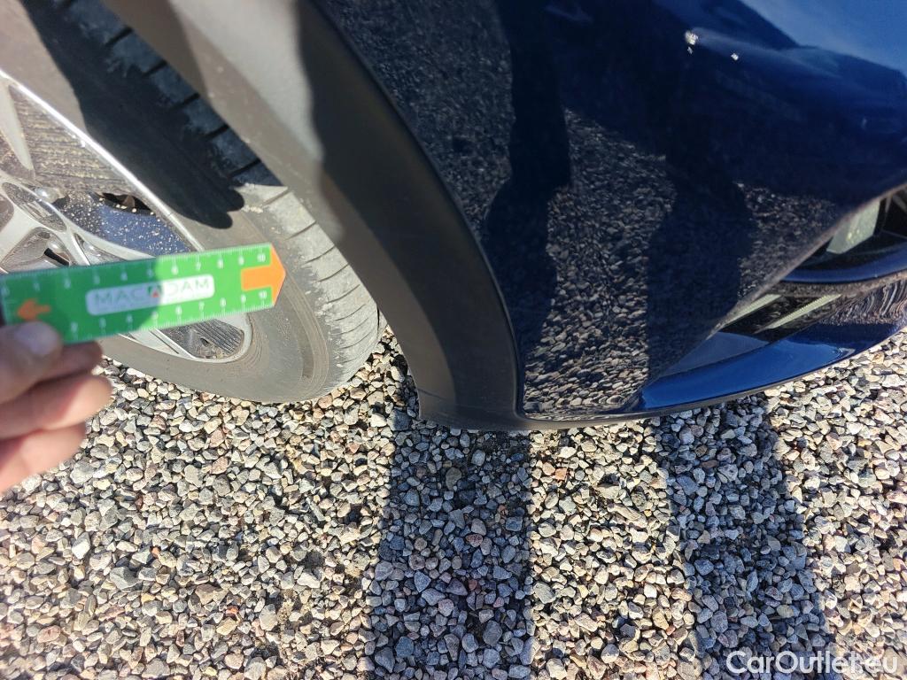  KIA  Niro KIA  / 2019 / 5P / crossover 1.6 GDi HEV 104kW (141CV) Drive #35