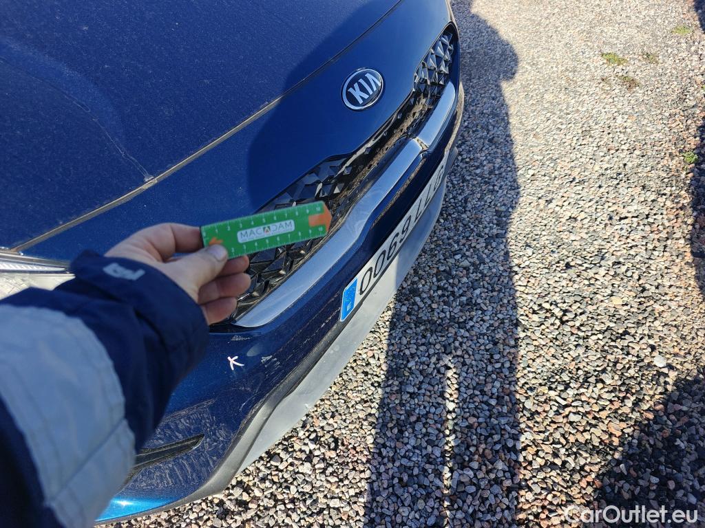  KIA  Niro KIA  / 2019 / 5P / crossover 1.6 GDi HEV 104kW (141CV) Drive #19