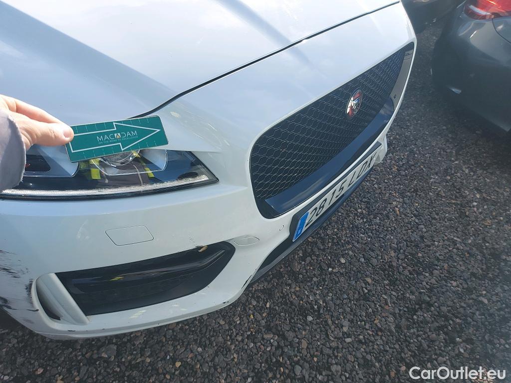  Jaguar  F-PACE JAGUAR  / 2015 / 5P / todoterreno 2.0L i4D AWD Automático R-Sport #7