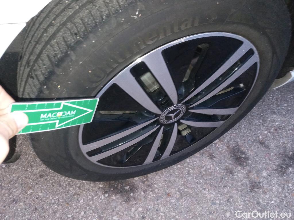  Mercedes  A-Klasse MERCEDES-BENZ Clase A / 2018 / 4P / sedán Sedán A 250 e #2