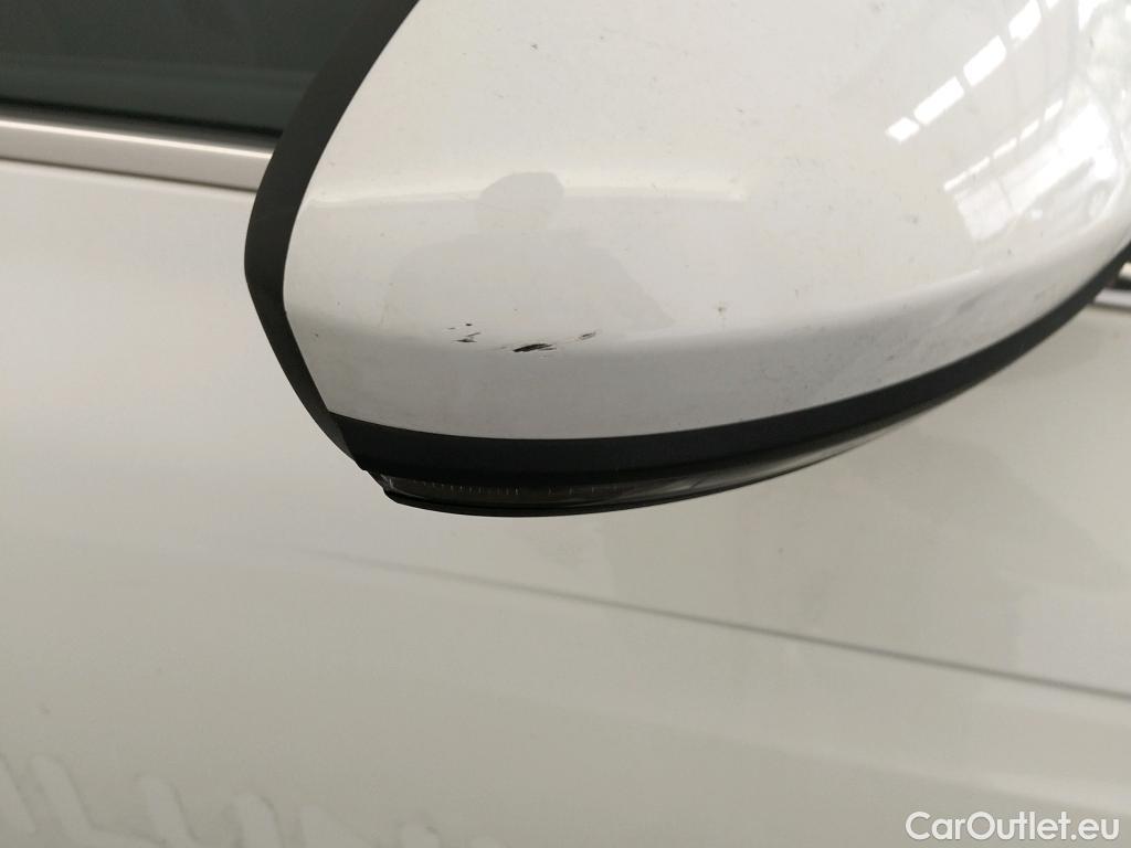  Renault  Megane RENAULT Mégane / 2020 / 5P / berlina con portón Business Blue dCi 85 kW (115CV) -SS #18