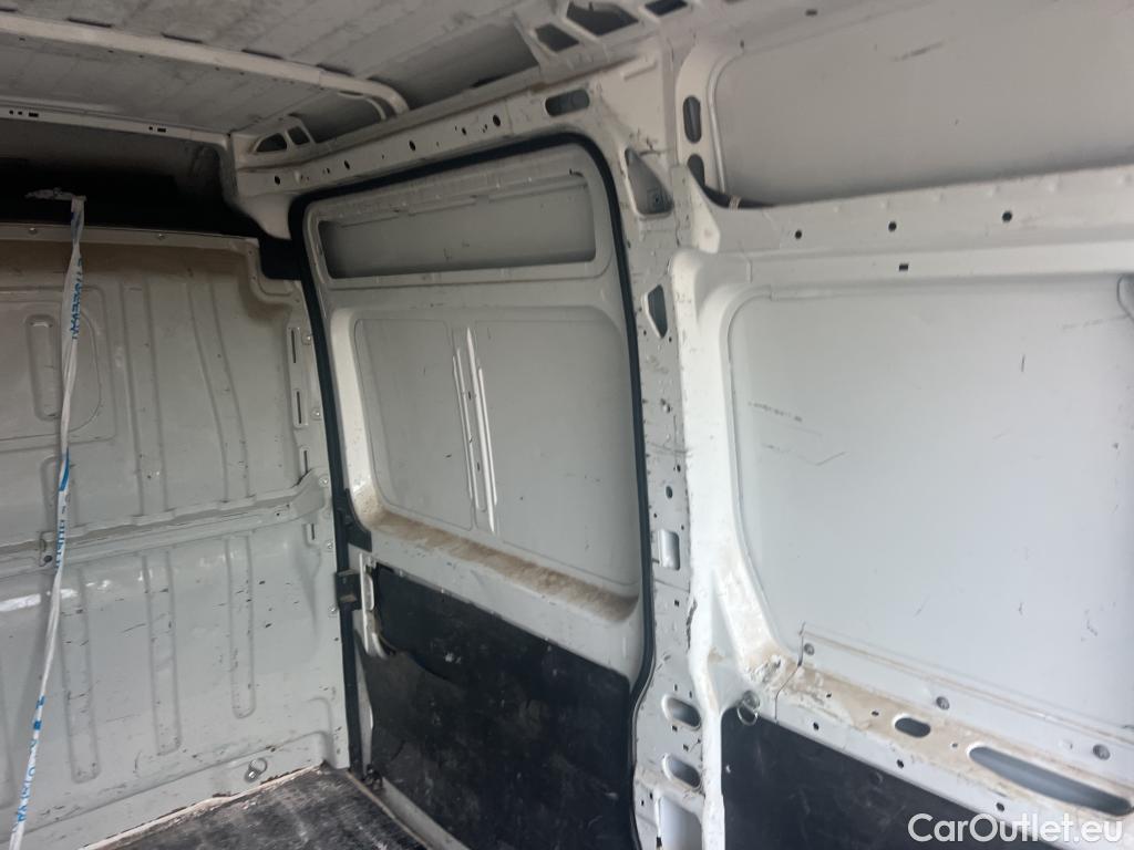  Citroen  Jumper CITROEN  / 2014 / 4P / furgón BlueHDi 103KW (140CV) Furgón 35L2H2 #18