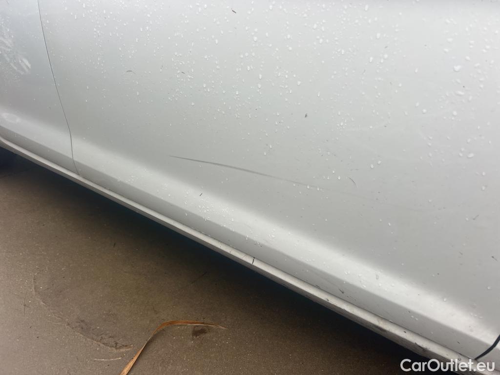  Volkswagen  Golf  VOLKSWAGEN / 2016 / 5P / berlina con portón ePower 110 kW (136CV) (AC) #29