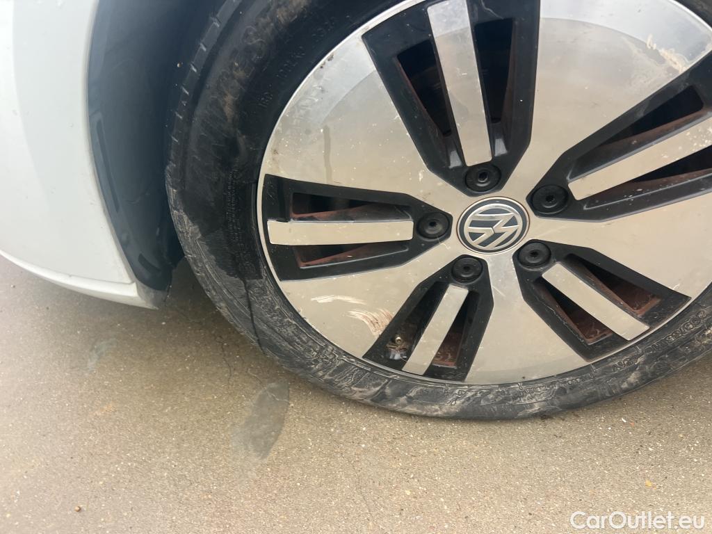  Volkswagen  Golf  VOLKSWAGEN / 2016 / 5P / berlina con portón ePower 110 kW (136CV) (AC) #25