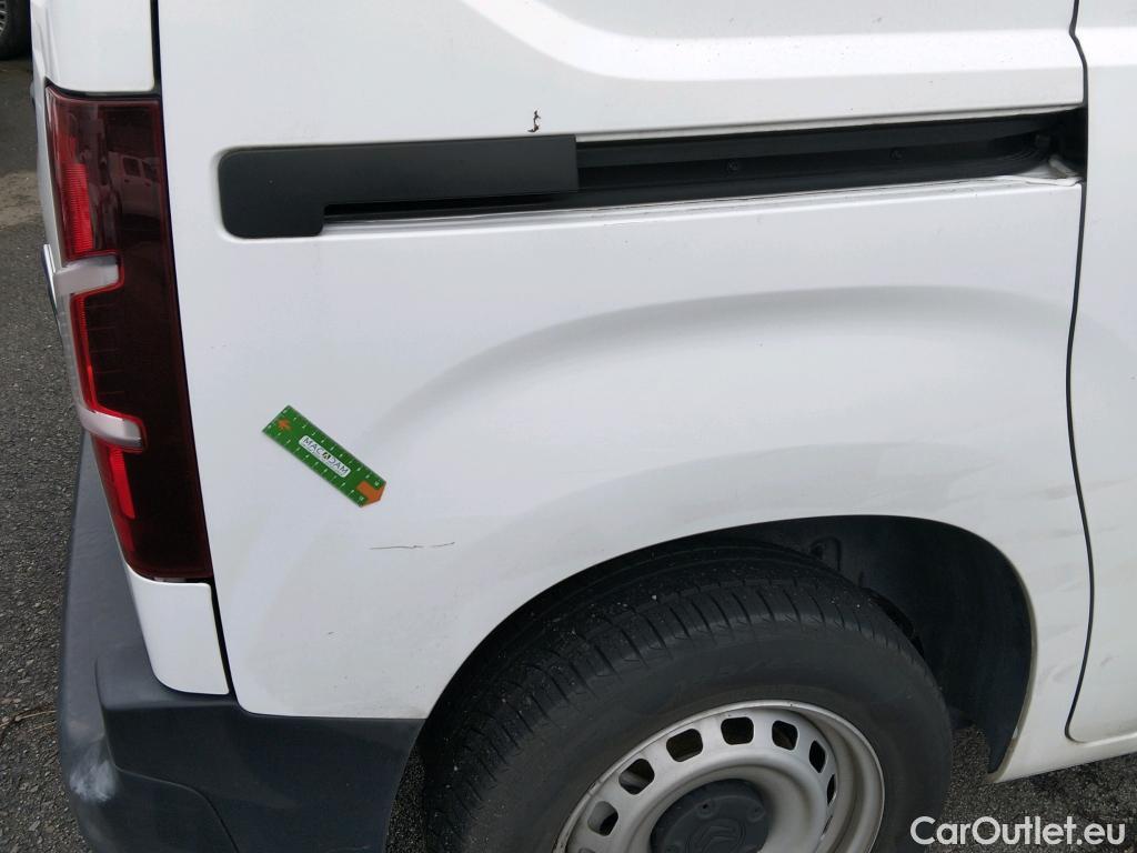  Citroen  Berlingo CITROEN  / 2018 / 3P / furgón derivado de turismo Talla M BlueHDi 100 CONTROL (AC2) #11