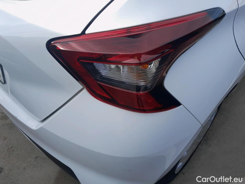  Nissan  Micra NISSAN  / 2017 / 5P / berlina con portón IG-T 74 kW (100 CV) E6D Visia+ #3