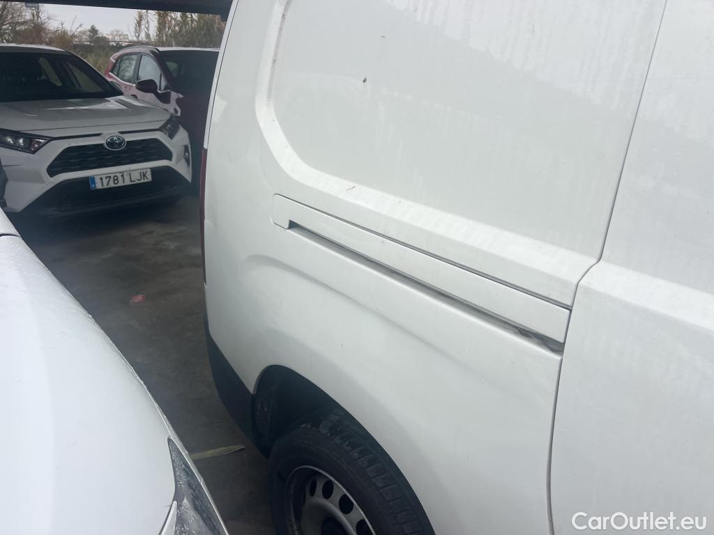  Citroen  Berlingo CITROEN  / 2018 / 4P / furgón derivado de turismo Talla XL BlueHDi 100 CLUB #14