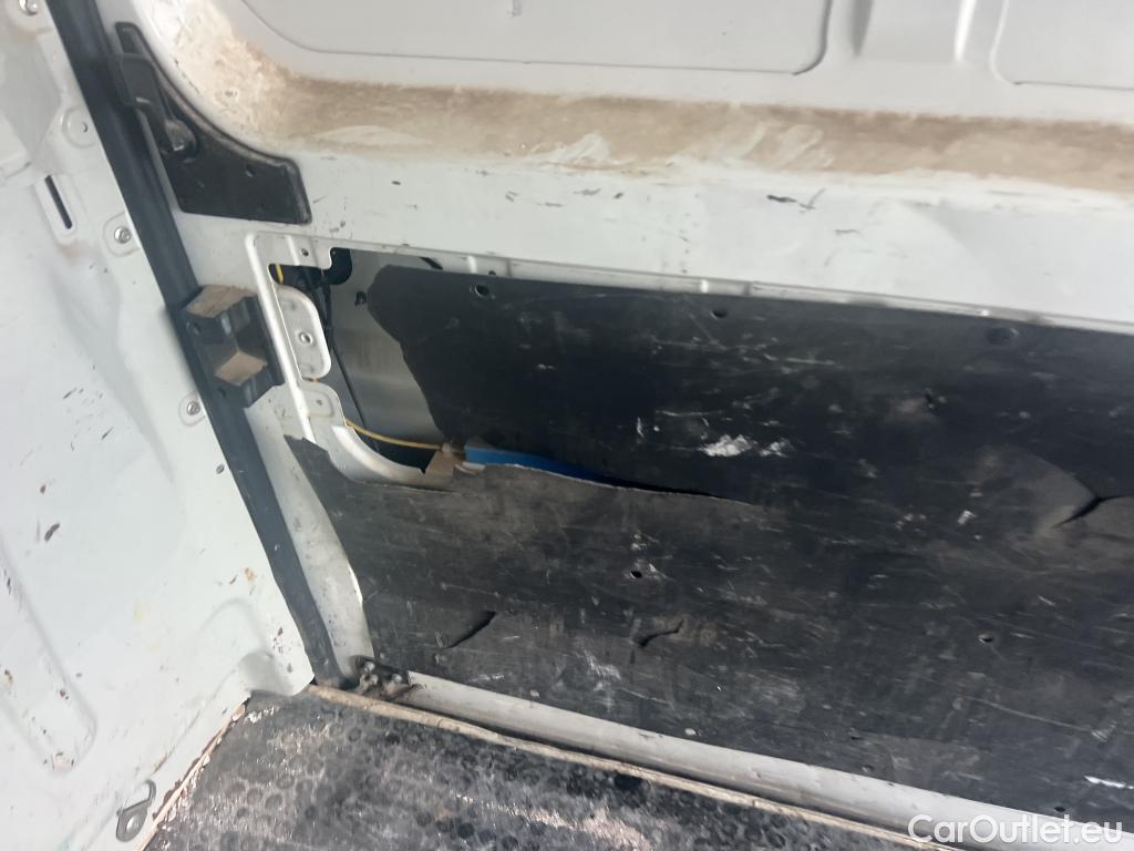  Citroen  Jumper CITROEN  / 2014 / 4P / furgón BlueHDi 103KW (140CV) Furgón 35L2H2 #52