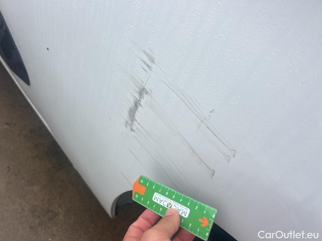  Citroen  Berlingo CITROEN  / 2018 / 4P / furgón derivado de turismo Talla XL BlueHDi 100 CLUB #16