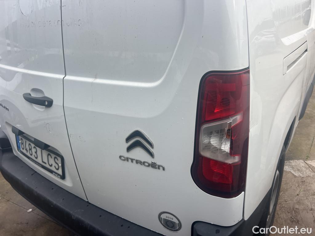  Citroen  Berlingo CITROEN  / 2018 / 4P / furgón derivado de turismo Talla XL BlueHDi 100 CLUB #3
