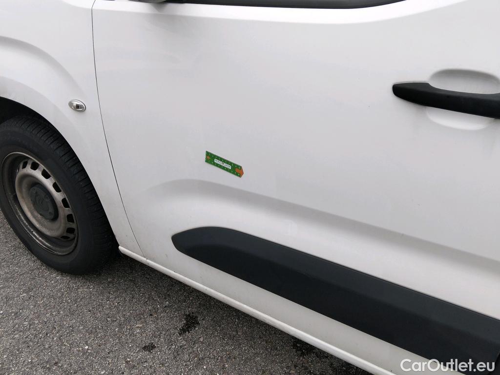  Citroen  Berlingo CITROEN  / 2018 / 3P / furgón derivado de turismo Talla M BlueHDi 100 CONTROL (AC2) #16