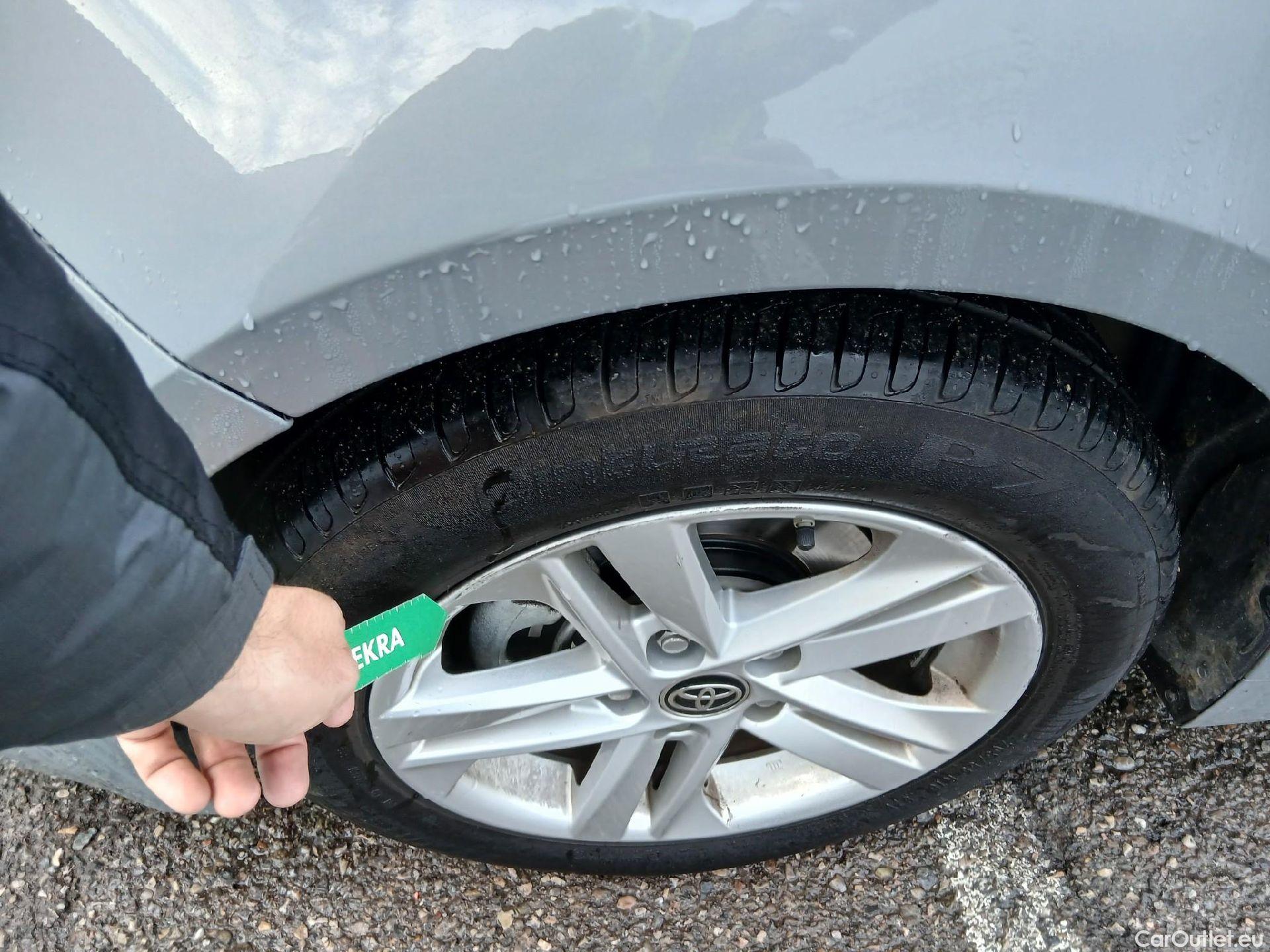  Toyota  Corolla TOYOTA  1.8 125H ACTIVE TECH E-CVT #6