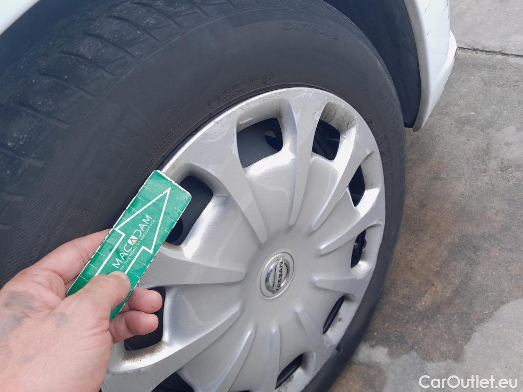  Nissan  Micra NISSAN  / 2017 / 5P / berlina con portón IG-T 74 kW (100 CV) E6D Visia+ #47