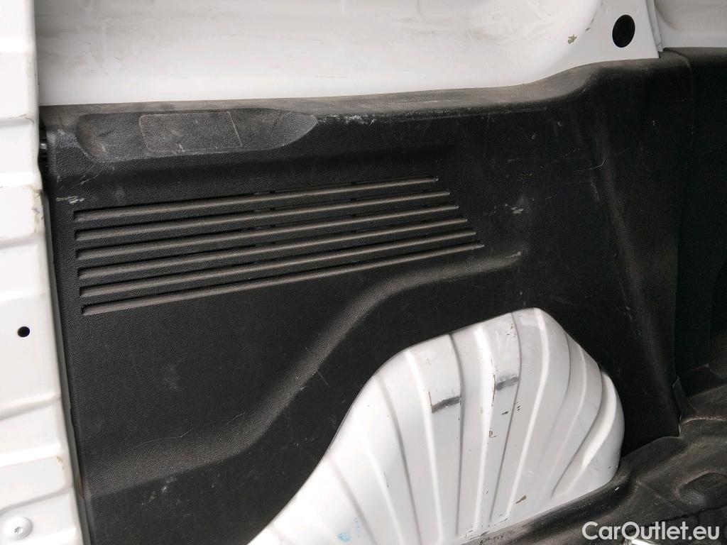  Citroen  Berlingo CITROEN  / 2018 / 3P / furgón derivado de turismo Talla M BlueHDi 100 CONTROL (AC2) #28