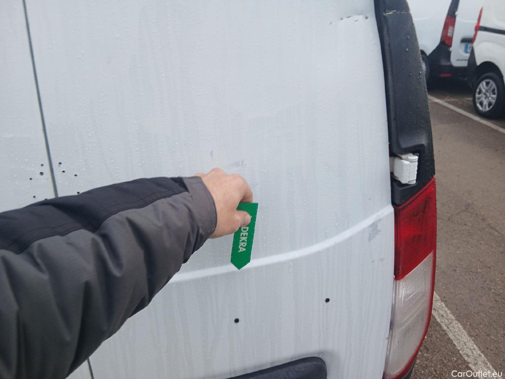  Dacia  Dokker DACIA  / 2013 / 4P / furgón derivado de turismo Van Essential 1.6 80kW (110CV) GLP #23