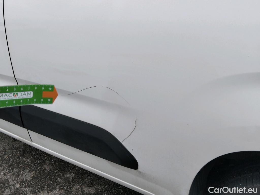  Citroen  Berlingo CITROEN  / 2018 / 3P / furgón derivado de turismo Talla M BlueHDi 100 CONTROL (AC2) #4