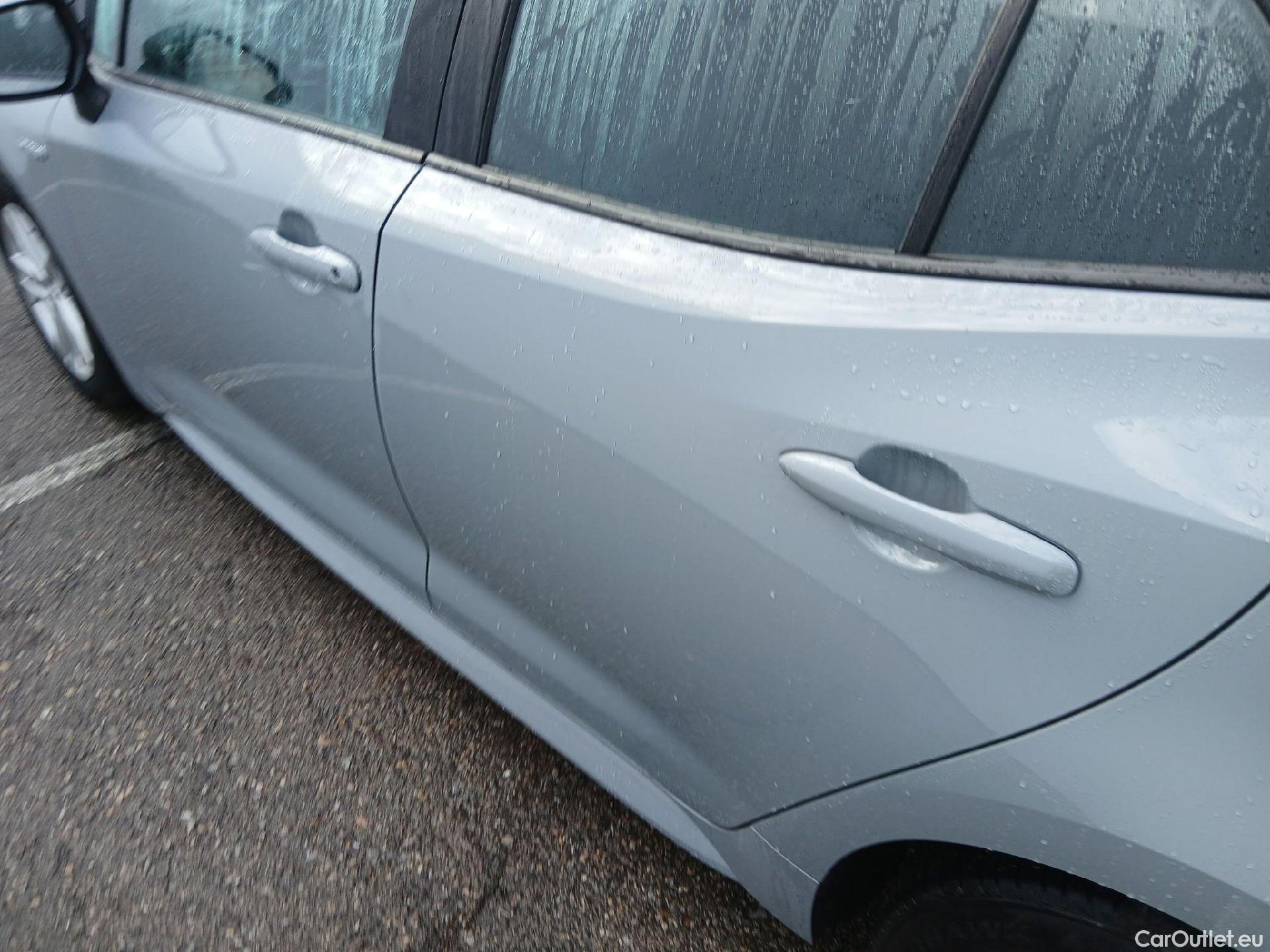  Toyota  Corolla TOYOTA  1.8 125H ACTIVE TECH E-CVT #11