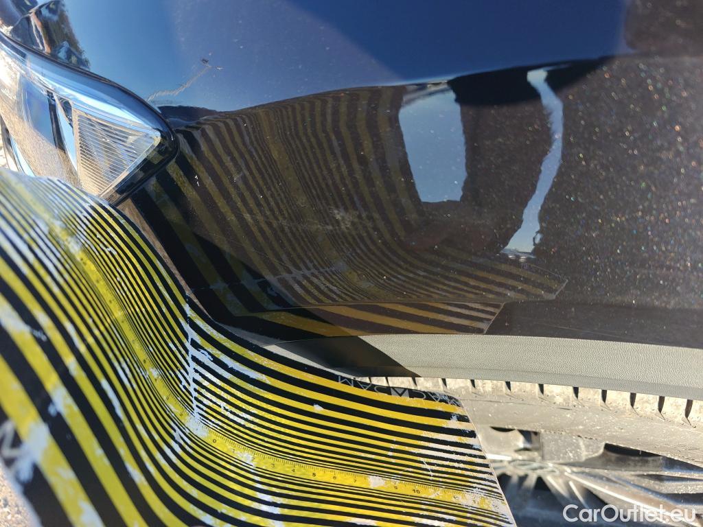  Volkswagen  T-ROC VOLKSWAGEN  / 2017 / 5P / todoterreno Sport 2.0 TDI 110kW (150CV) DSG #46