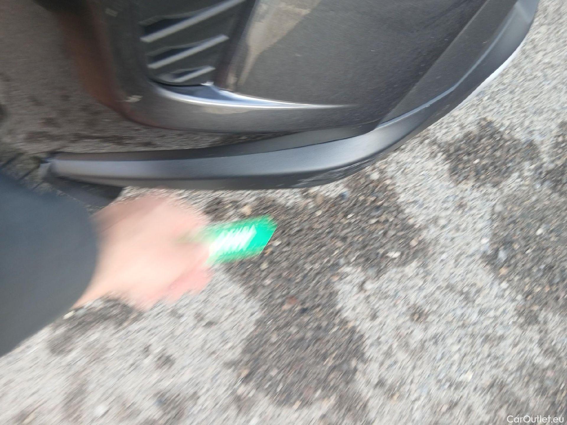  Toyota  RAV4 TOYOTA  / 2018 / 5P / todoterreno 2.5l 220H Luxury 4WD #21