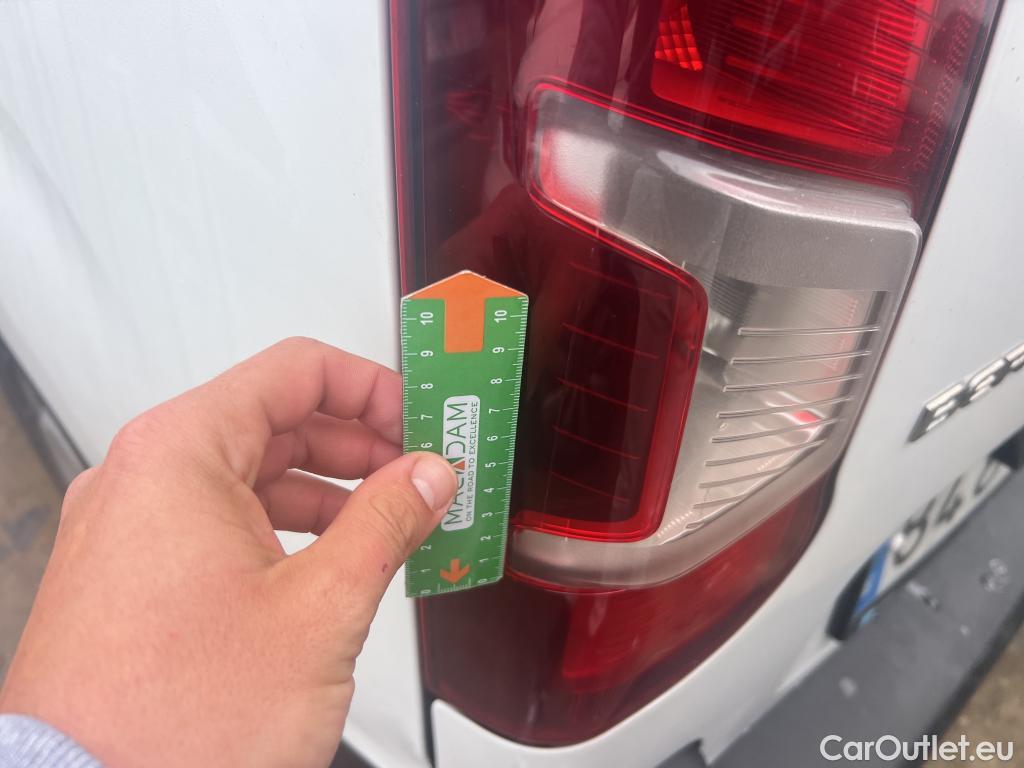  Citroen  Berlingo CITROEN  / 2018 / 4P / furgón derivado de turismo Talla XL BlueHDi 100 CLUB #9