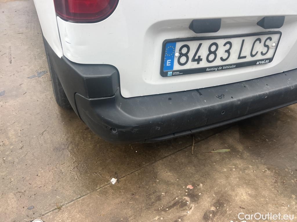  Citroen  Berlingo CITROEN  / 2018 / 4P / furgón derivado de turismo Talla XL BlueHDi 100 CLUB #36