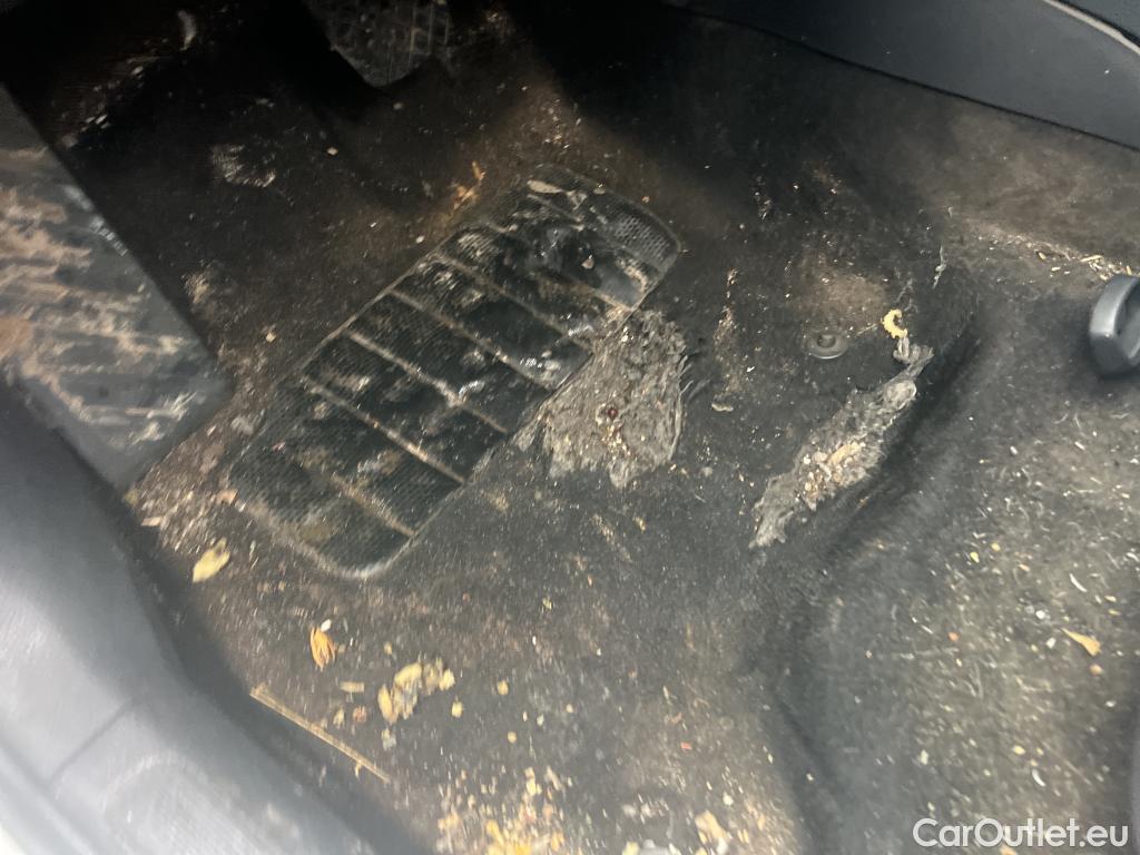  Volkswagen  Golf  VOLKSWAGEN / 2016 / 5P / berlina con portón ePower 110 kW (136CV) (AC) #1