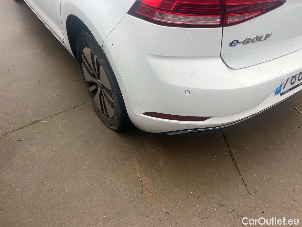  Volkswagen  Golf  VOLKSWAGEN / 2016 / 5P / berlina con portón ePower 110 kW (136CV) (AC) #44