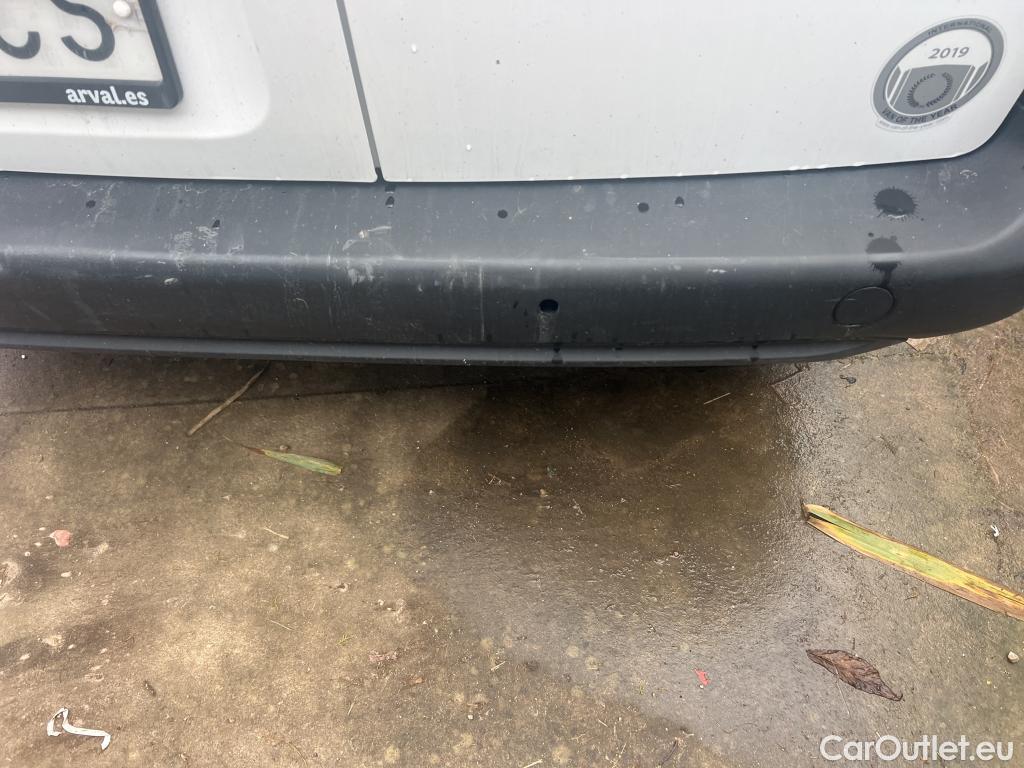  Citroen  Berlingo CITROEN  / 2018 / 4P / furgón derivado de turismo Talla XL BlueHDi 100 CLUB #26