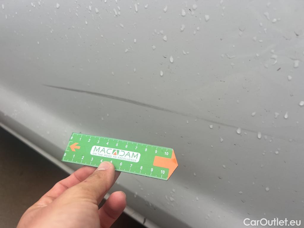  Volkswagen  Golf  VOLKSWAGEN / 2016 / 5P / berlina con portón ePower 110 kW (136CV) (AC) #30