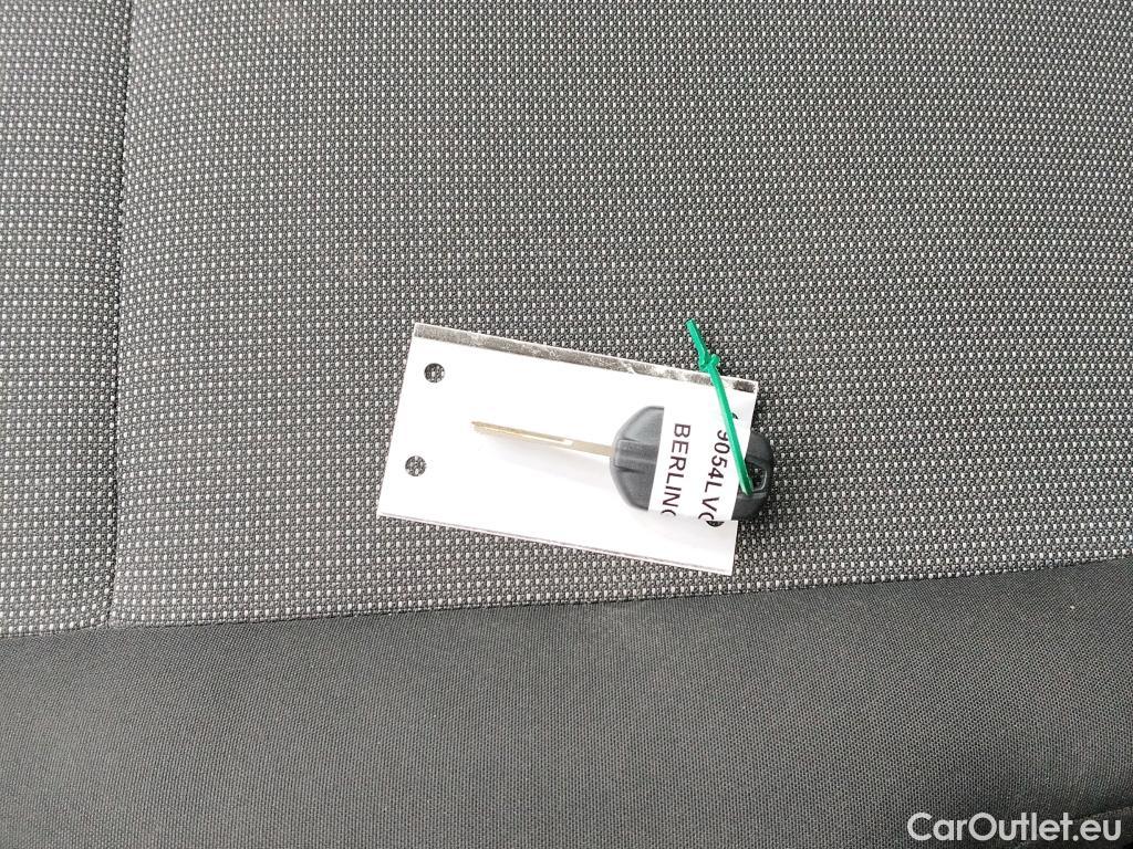  Citroen  Berlingo CITROEN  / 2018 / 3P / furgón derivado de turismo Talla M BlueHDi 100 CONTROL (AC2) #2