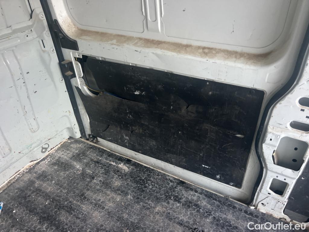  Citroen  Jumper CITROEN  / 2014 / 4P / furgón BlueHDi 103KW (140CV) Furgón 35L2H2 #51