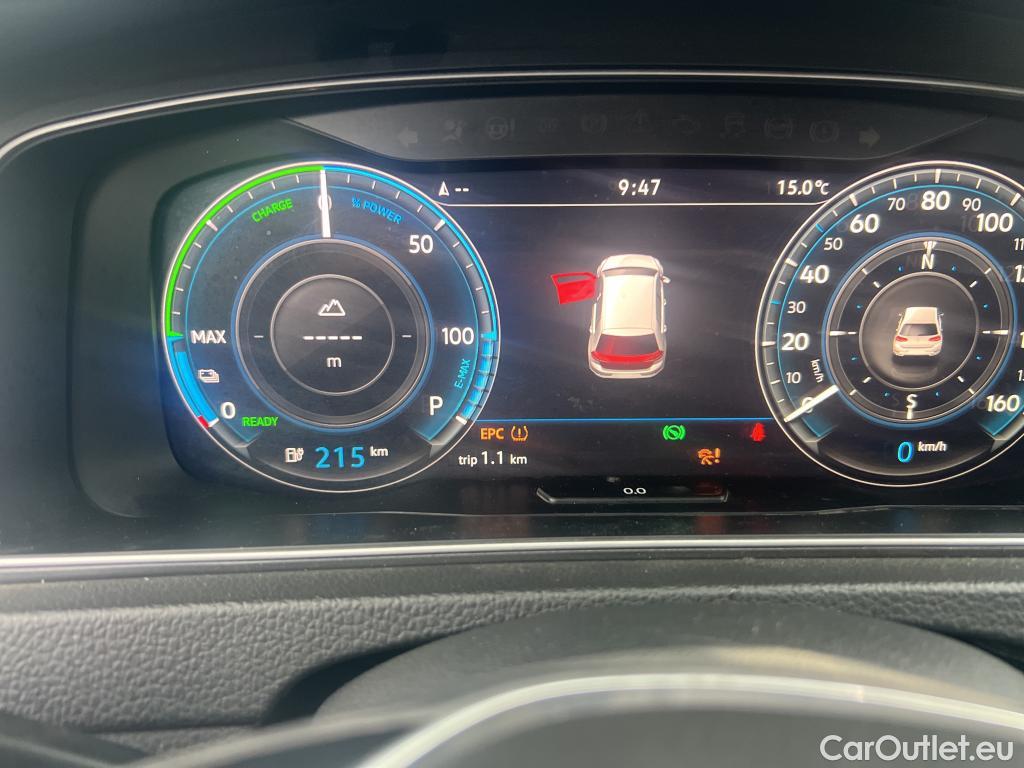  Volkswagen  Golf  VOLKSWAGEN / 2016 / 5P / berlina con portón ePower 110 kW (136CV) (AC) #46