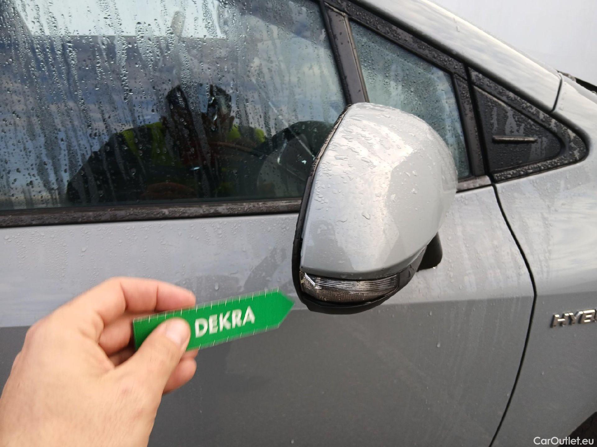  Toyota  Corolla TOYOTA  1.8 125H ACTIVE TECH E-CVT #32