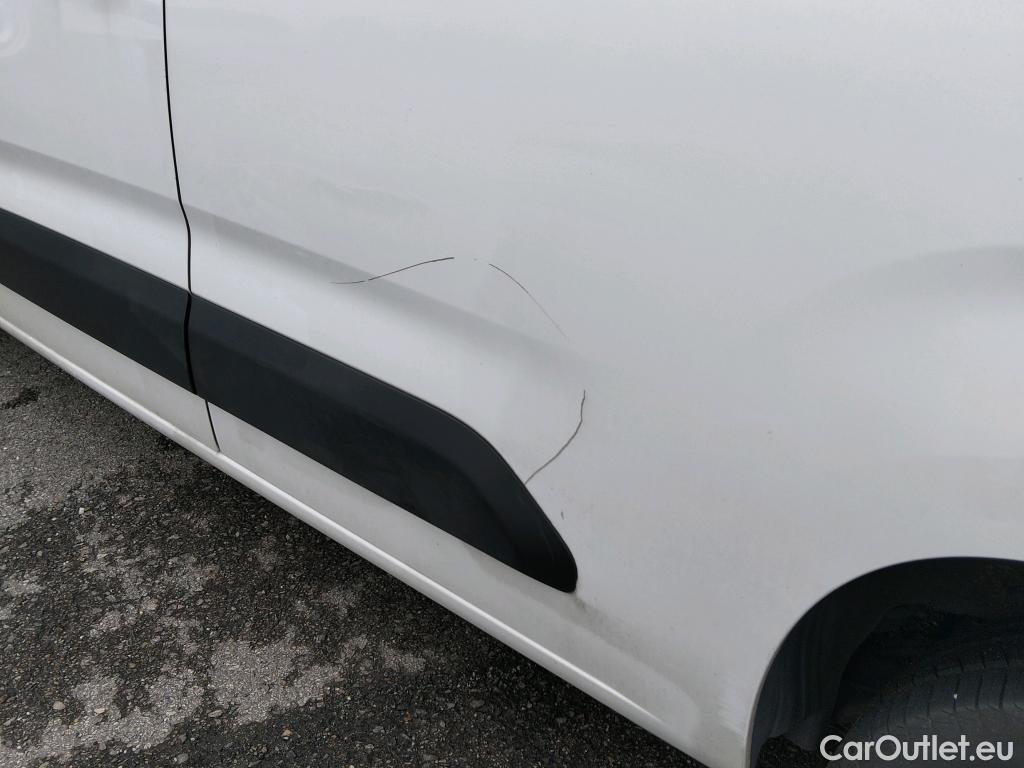  Citroen  Berlingo CITROEN  / 2018 / 3P / furgón derivado de turismo Talla M BlueHDi 100 CONTROL (AC2) #3