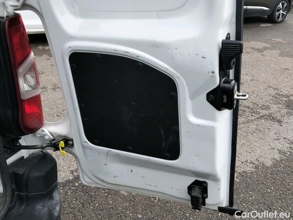  Citroen  Berlingo CITROEN  / 2018 / 3P / furgón derivado de turismo Talla M BlueHDi 100 CONTROL (AC2) #10