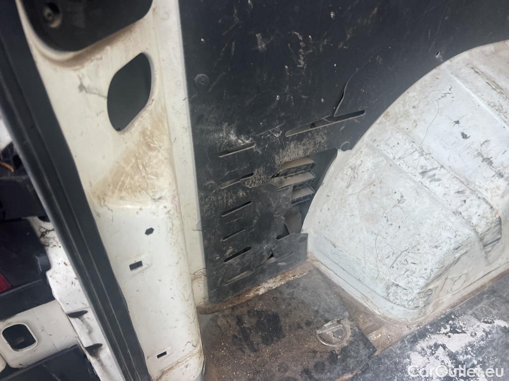  Citroen  Jumper CITROEN  / 2014 / 4P / furgón BlueHDi 103KW (140CV) Furgón 35L2H2 #48