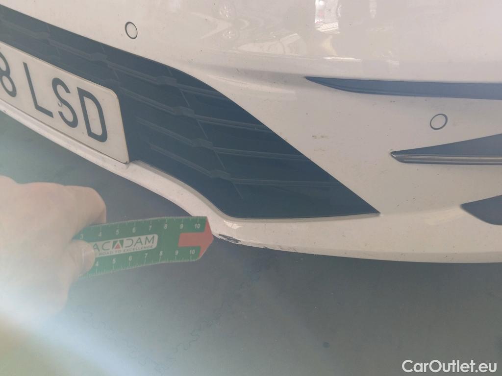  Renault  Megane RENAULT Mégane / 2020 / 5P / berlina con portón Business Blue dCi 85 kW (115CV) -SS #10