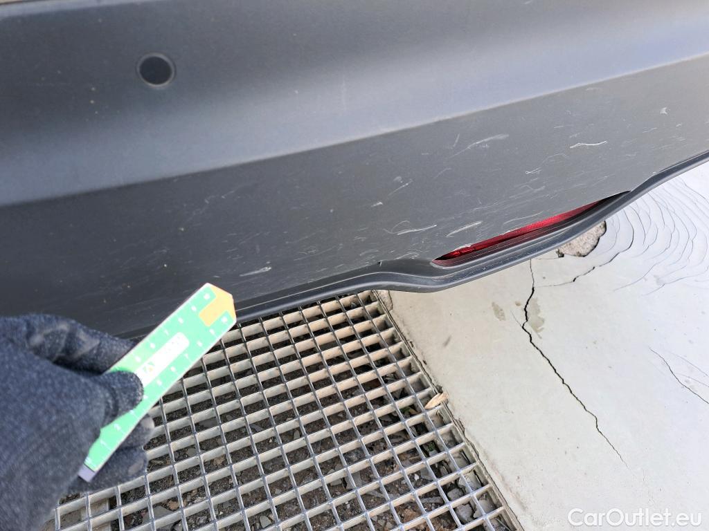  Toyota  C-HR TOYOTA  / 2016 / 5P / todoterreno 1.8 125H Advance (CX) #23