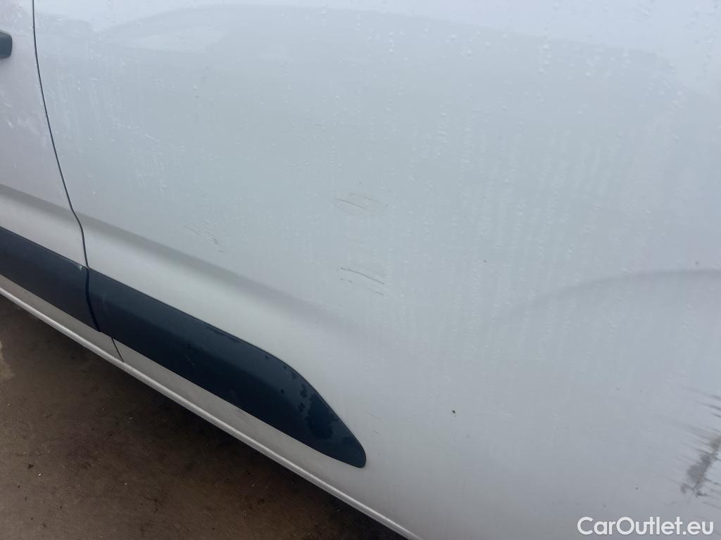  Citroen  Berlingo CITROEN  / 2018 / 4P / furgón derivado de turismo Talla XL BlueHDi 100 CLUB #17