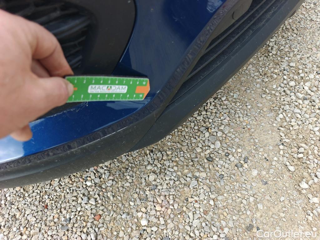  Renault  Kadjar RENAULT  / 2019 / 5P / crossover Intens Blue dCi 85kW (115CV) #11