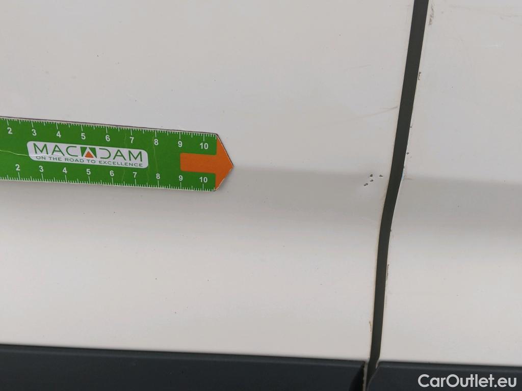  Citroen  Berlingo CITROEN  / 2018 / 3P / furgón derivado de turismo Talla M BlueHDi 100 CONTROL (AC2) #32