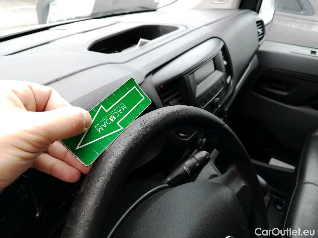  Toyota  Proace TOYOTA  / 2016 / 4P / furgón FU. MEDIO (L1) 2.0D 90kW COMFORT CARGA + #7