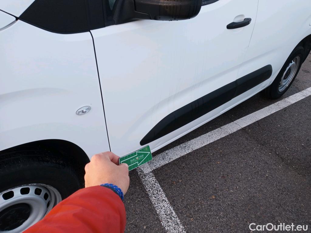  Peugeot  Partner PEUGEOT  / 2018 / 3P / furgón derivado de turismo Pro Standard 600kg BlueHDi 73kW (AC) #14