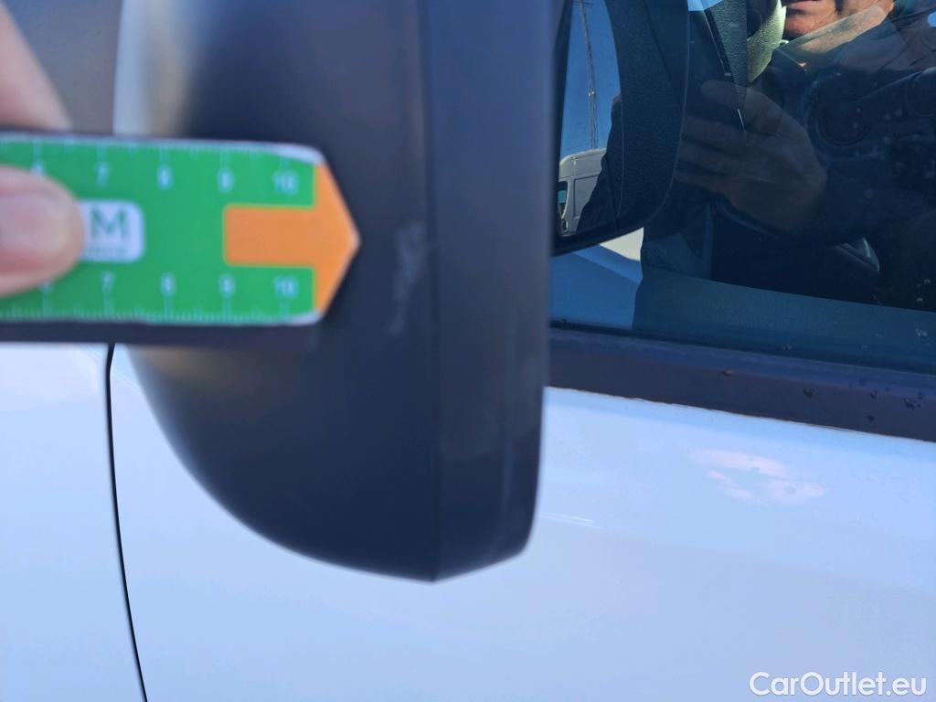  Opel  Vivaro OPEL  / 2019 / 4P / combi 1.5 Diésel 88kW (120CV) M Std Express #60