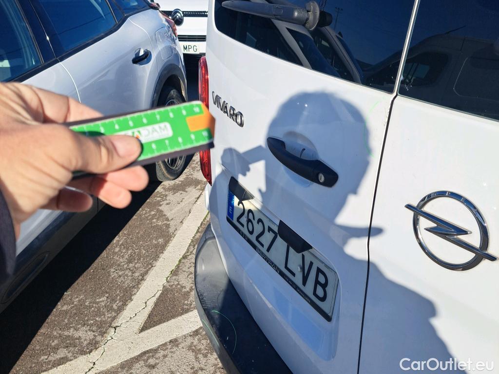  Opel  Vivaro OPEL  / 2019 / 4P / combi 1.5 Diésel 88kW (120CV) M Std Express #19